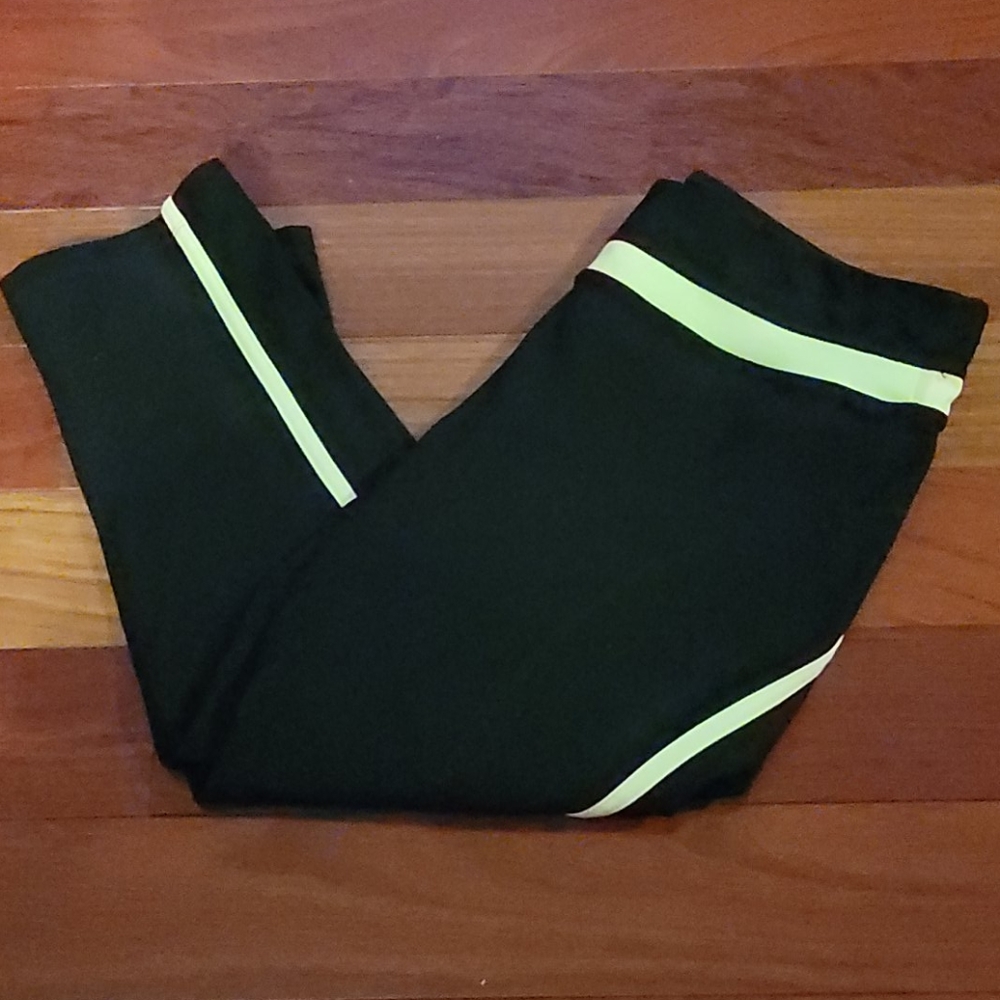 Fila M long sleeve black & neon yellow workout set - Picture 15 of 15